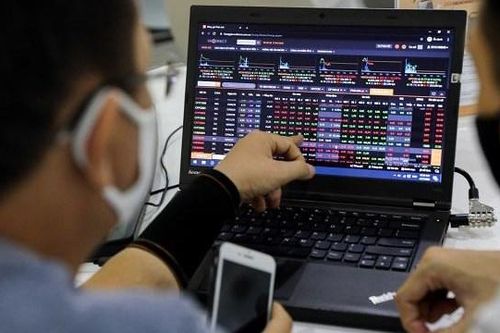 Còn nhiều cơ hội cho chứng khoán