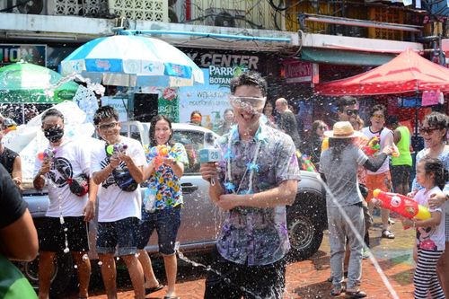 Thái Lan cấm té nước dịp Tết Songkran năm thứ ba liên tiếp