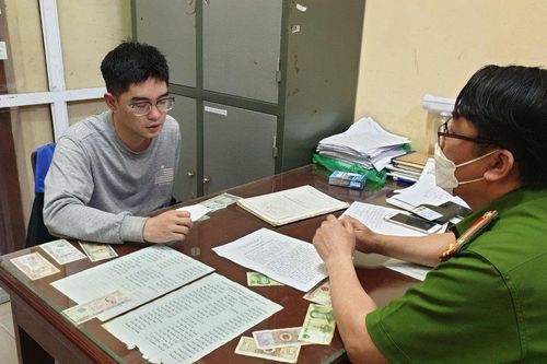 Bắt đối tượng tưới xăng để cướp ngân hàng tại Thái Nguyên
