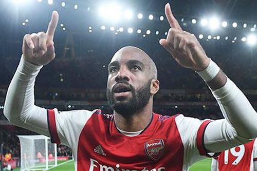 Arsenal cân nhắc khả năng gia hạn hợp đồng với Lacazette
