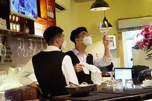 Đà Nẵng: Mở liên tục 7 lớp tập huấn cho doanh nghiệp du lịch hoạt động trở lại an toàn