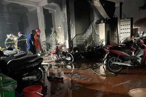Nghi can phóng hỏa đốt xe máy ở khu trọ làm 1 người chết phạm những tội gì?