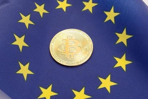 Giá tiền kỹ thuật số giảm mạnh khi EU thông qua luật chống rửa tiền mới