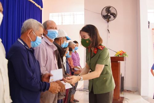'Tháng 3 biên giới' của tuổi trẻ Cục Truyền thông CAND