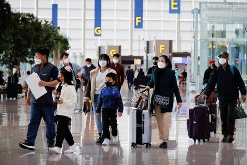 Làn sóng du lịch bù đắp hậu COVID-19 bùng nổ, người Hàn Quốc đổ xô ra nước ngoài