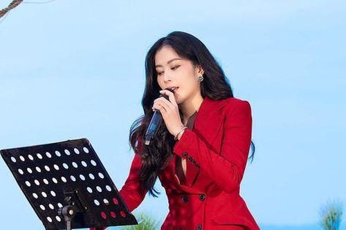 Bị tố 'xài chùa' ca khúc độc quyền của Tóc Tiên và Kai Đinh, Nam Em lên tiếng