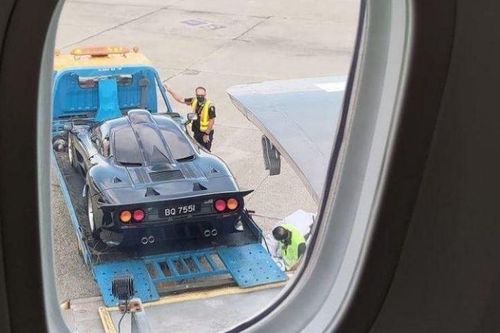 Bắt gặp McLaren siêu hiếm của Quốc vương Brunei, cả thế giới chỉ còn 3 chiếc
