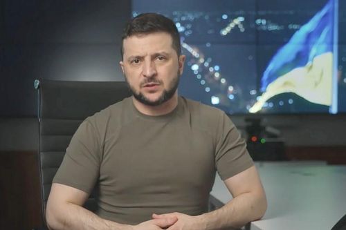 Tổng thống Zelensky: Quân Nga đang rời khỏi miền Bắc Ukraine 'chậm rãi nhưng đáng chú ý'