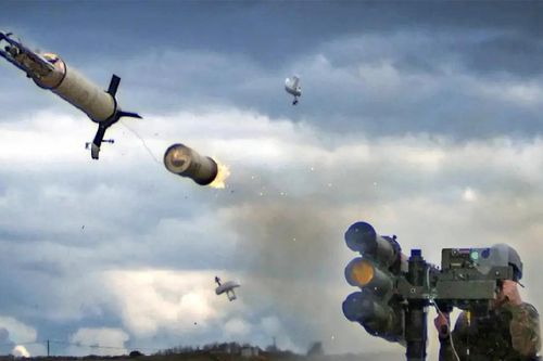 Vừa có tin trực thăng bị bắn hạ, Nga tuyên bố 'tìm diệt' tên lửa Anh ở Ukraine