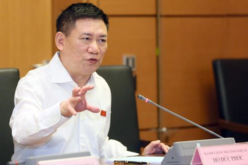 Xem xét chuyển công an hồ sơ những công ty niêm yết 'có vấn đề'