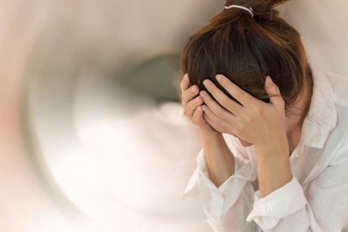 Cô gái trẻ lỡ mang thai ngoài ý muốn đến cầu cứu bác sĩ và những tư vấn chuyên gia về việc 'chót lỡ'