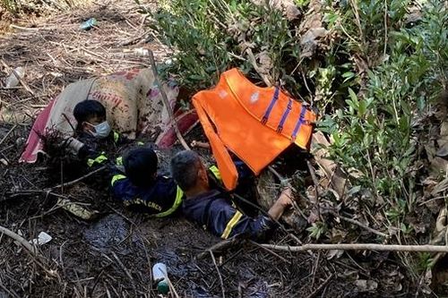 Tìm được thi thể nữ sinh bị nước cuốn sau cơn mưa lớn