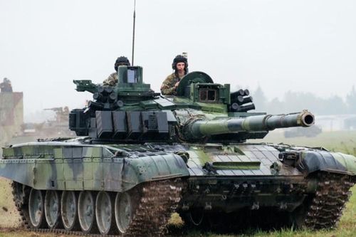 Ukraine sắp nhận loạt xe tăng T-72 nâng cấp theo chuẩn NATO 'mạnh hơn T-72B3'