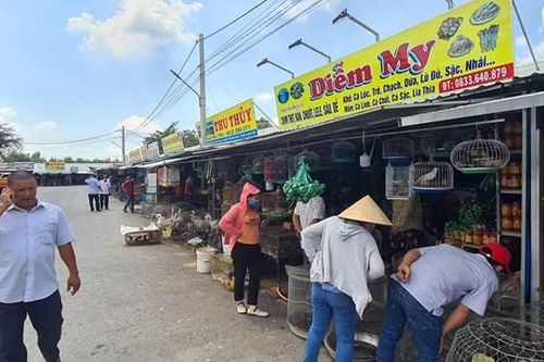 'Chợ chim trời' lớn nhất miền Tây trước giờ 'G'