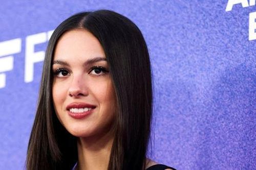 Nữ ca sĩ 19 tuổi Rodrigo sẽ giành 4 giải thưởng chính của Grammy 2022?