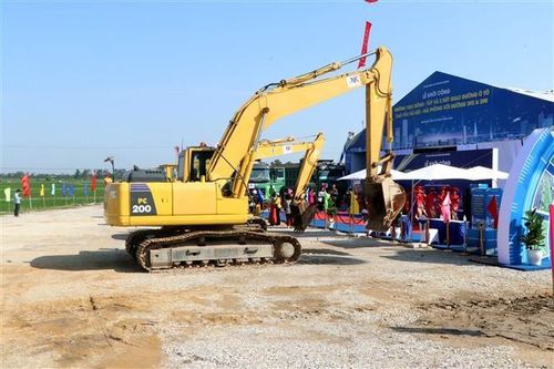 Hải Dương đồng loạt khởi công 3 dự án giao thông đường bộ