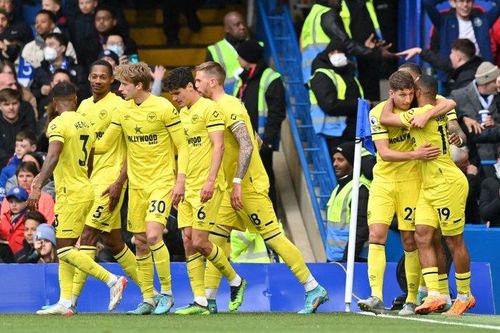 Brentford làm được điều khó tin ở Stamford Bridge