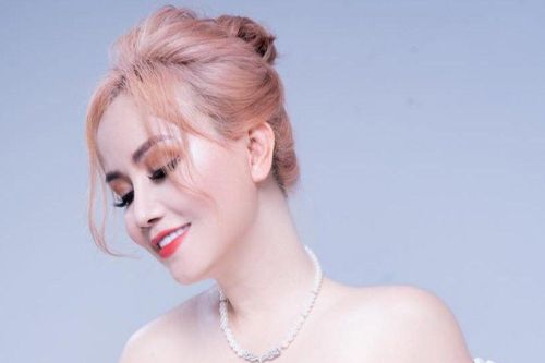 'Cô Xuyến' Hoàng Yến lên tiếng trước tin đồn lấy chồng thứ 5