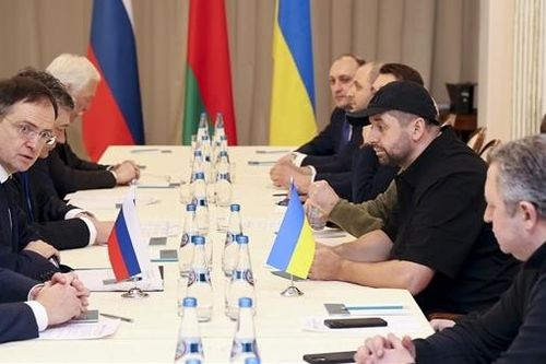 Nga 'bật đèn xanh' với đề xuất của Ukraine nhưng không thương lượng về Crimea