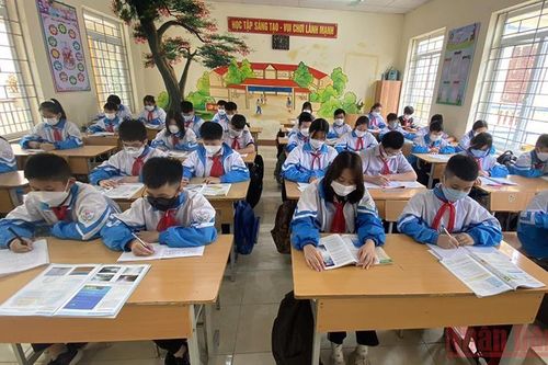 Học sinh Điện Biên trở lại học trực tiếp từ ngày 4/4