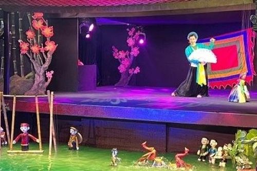 Trải nghiệm du lịch văn hóa Việt Nam qua nghệ thuật múa rối