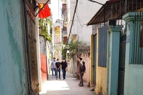 Tạm giữ đối tượng đột nhập nhà dân, dùng dao đe dọa cướp tài sản