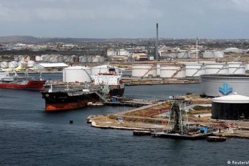 Vì sao nhiều khách hàng trả lại dầu xuất khẩu của Venezuela?