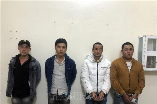 Khởi tố 4 đối tượng cướp giật tài sản