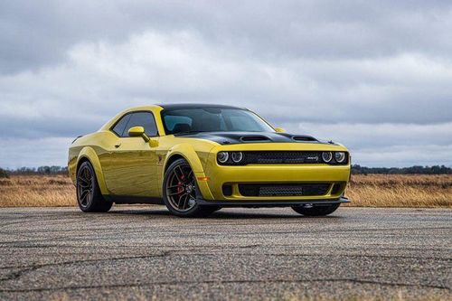 Xe cơ bắp Dodge Challenger độ công suất mạnh 1.035 mã lực