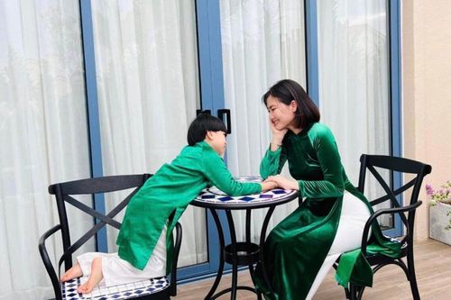 Ngọc Lan đồng cảm với mẹ đơn thân, chia sẻ nỗi lòng vừa làm ba, vừa làm mẹ