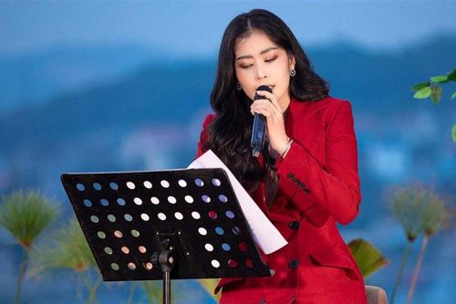 Thêm một ca sĩ bức xúc lên tiếng trước sự việc 'hát chùa' của Nam Em