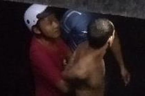 Công an nhiều xã, phường vây bắt kẻ cướp giật như... trong phim