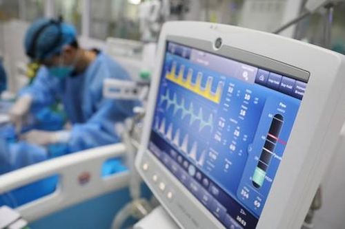 Ngày 4/4: Số mắc mới COVID-19 tiếp tục giảm còn 48.717 ca tại 62 tỉnh, thành