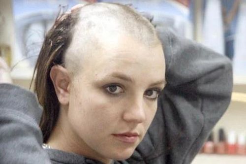 Britney Spears viết sách kể quá trình điều trị rối loạn tâm thần