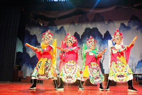 Ra mắt dự án nghệ thuật 'Sắc - Ấn Ngọc Nam phương'