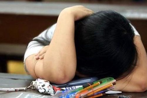 Đào bới nỗi đau người khác - thiếu văn hóa và phạm luật