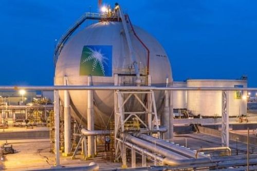 Ả Rập Xê-út tăng giá bán dầu chính thức tại châu Á