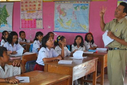 Indonesia thúc đẩy tiếng nước này thành ngôn ngữ chính thức của ASEAN