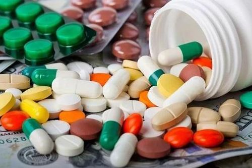 Người Nga vất vả tìm kiếm loại thuốc quan trọng này sau các lệnh trừng phạt của phương Tây