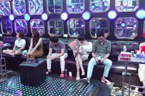 52/67 'dân chơi' dương tính ma túy trong quán Karaoke & Hottel King