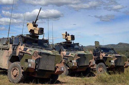 Australia thần tốc giao thiết giáp Bushmaster cho Ukraine