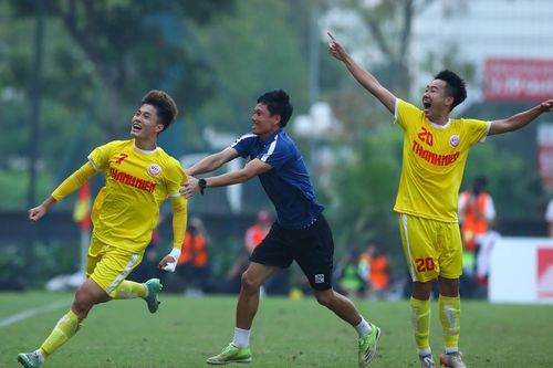 Màn ngược dòng ấn tượng ở chung kết U19 Quốc gia