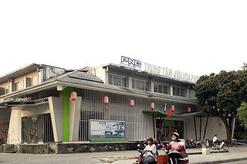Thừa Thiên – Huế: Yêu cầu tìm chủ cho khu 'đất vàng' ven sông Hương bỏ hoang kéo dài