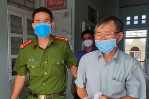 Thiếu trách nhiệm gây thiệt hại nghiêm trọng, trưởng văn phòng công chứng bị truy tố