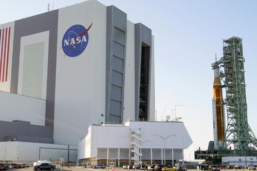 NASA lùi thời gian thử nghiệm tên lửa đẩy của sứ mệnh Artemis