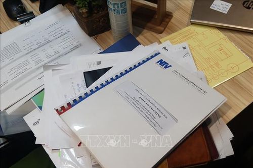Ủy ban Chứng khoán Nhà nước xử phạt thành viên HĐQT FLC Hương Trần Kiều Dung