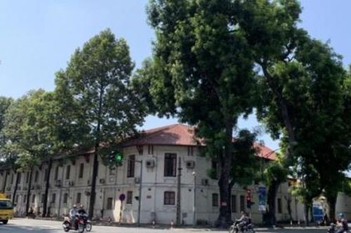 Bí thư Hà Nội yêu cầu dừng phá tòa nhà cổ 61 Trần Phú để kiểm tra