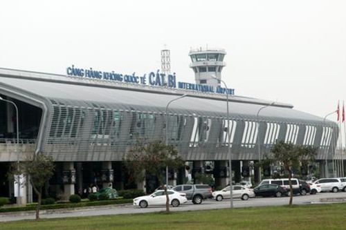 Xử lý trách nhiệm nhân viên không lưu làm việc riêng khiến phi công mất liên lạc