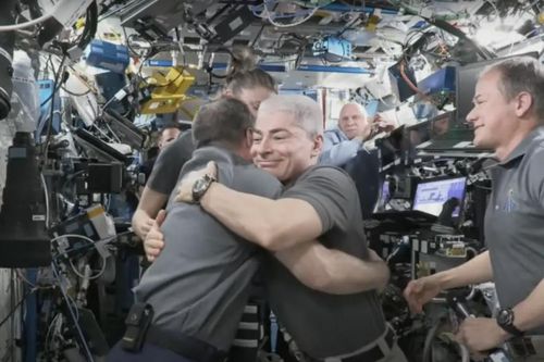 Phi hành gia Mỹ khẳng định quan hệ tốt đẹp với các đồng nghiệp Nga trên ISS