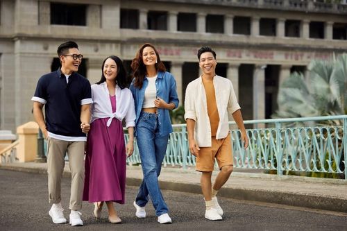 Uniqlo giới thiệu chiến dịch 'Together We Evolve'